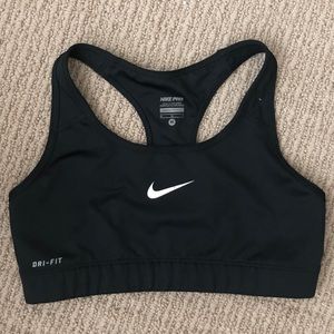 Nike Pro Swoosh Sports Bra, Black, DRIFIT